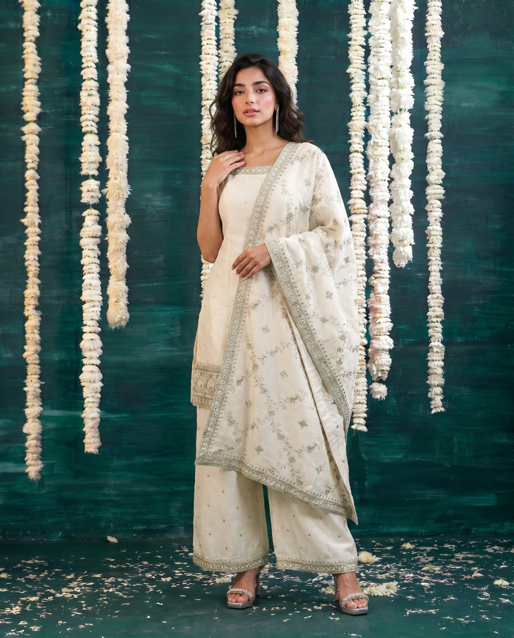 White Embriodered Silk Blended Sleeveless Kurta Bottom Dupatta Set