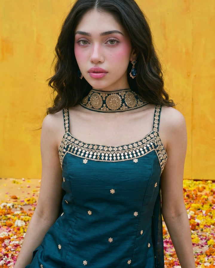 Green Embriodered Silk Blended Spaghetti Strap Kurta Bottom Dupatta Set