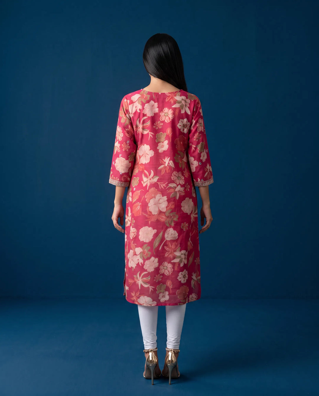 Magenta Embroidered Viscose Blended 3/4 Sleeves Straight Cut Long Kurta