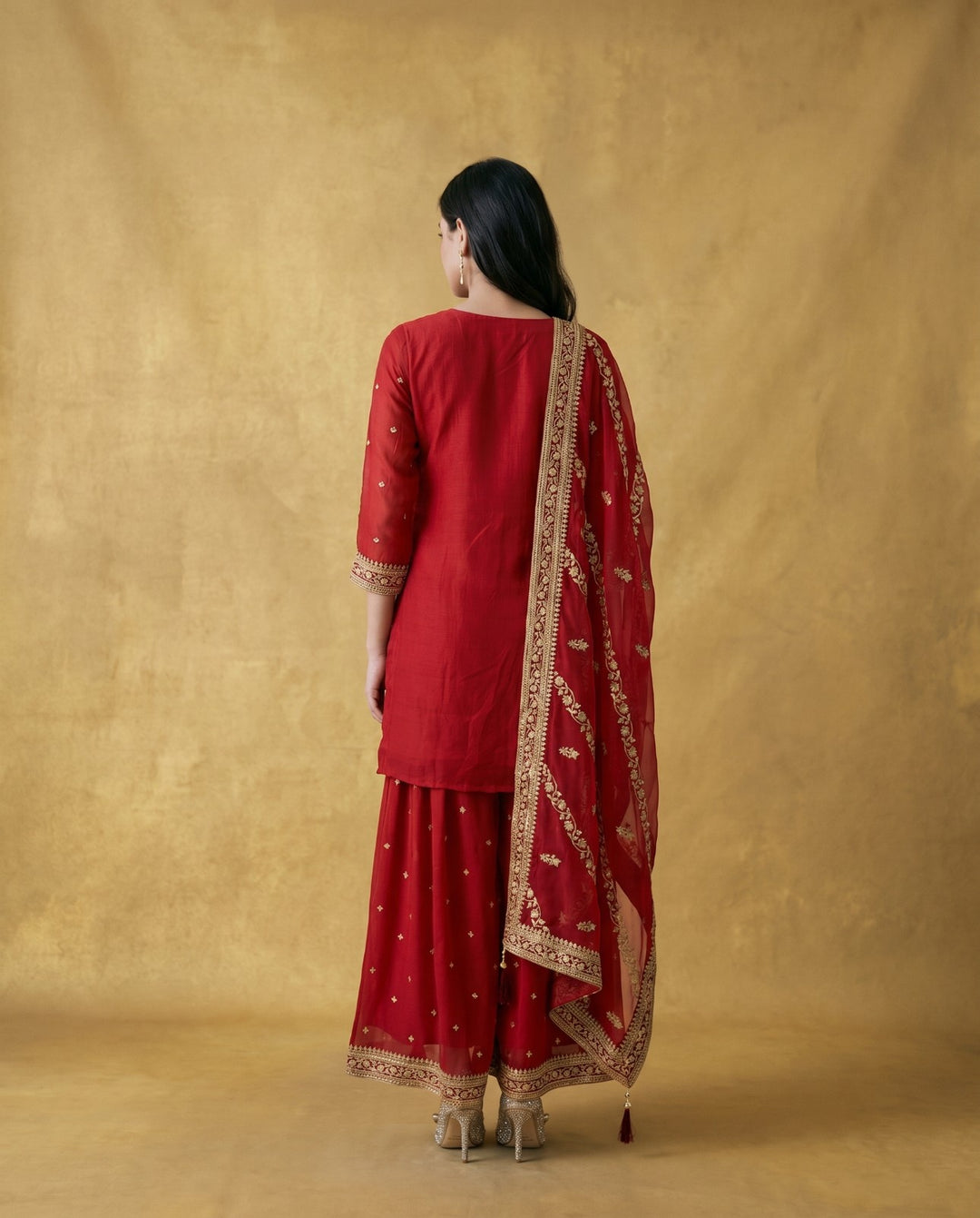 Magenta Embriodered Silk Blended 3/4 Sleeves Kurta Bottom Dupatta Set