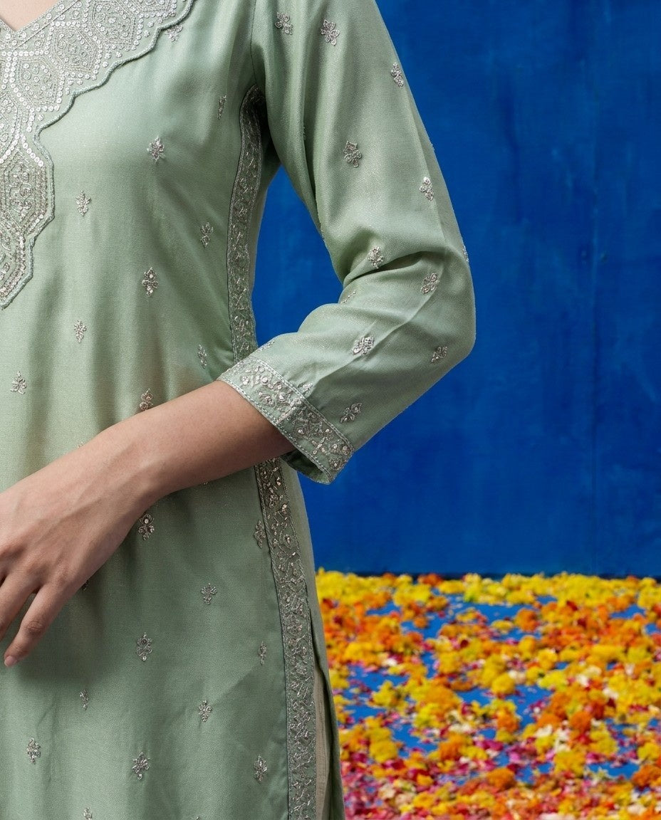 Pista Embroidered Silk Blended 3/4 Sleeves Straight Cut Long Kurta