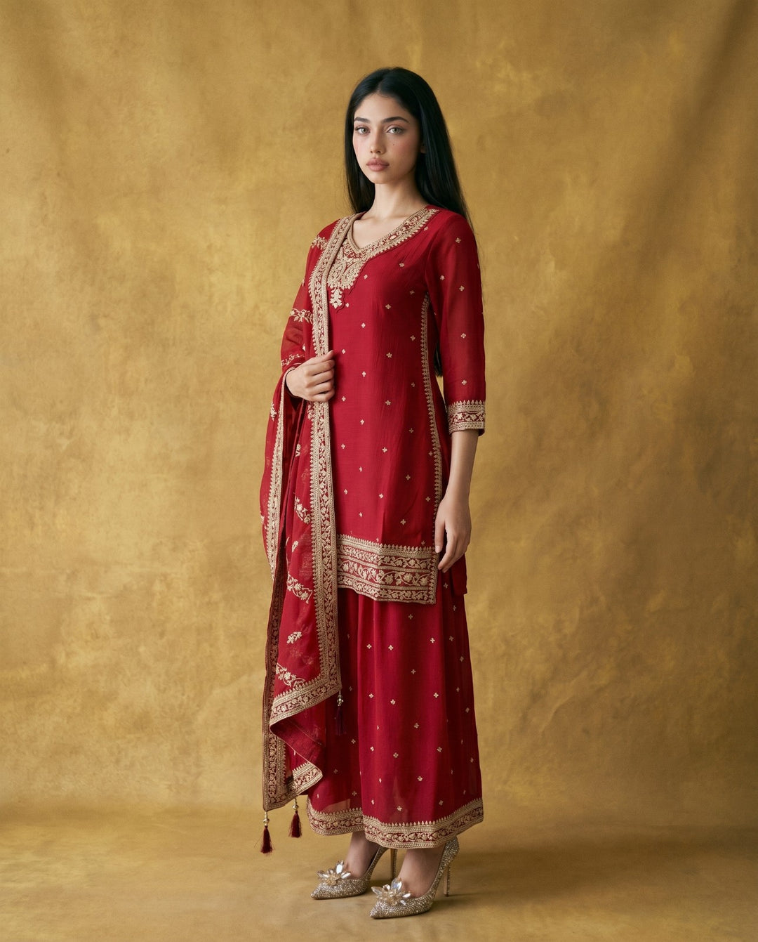 Magenta Embriodered Silk Blended 3/4 Sleeves Kurta Bottom Dupatta Set