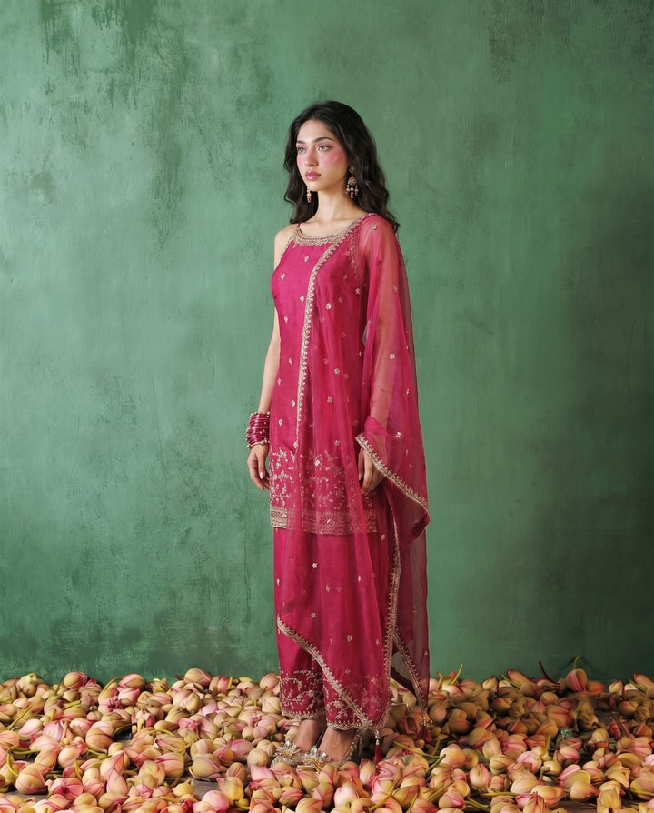 Magenta Embriodered Silk Blended Spaghetti Strap Kurta Bottom Dupatta Set