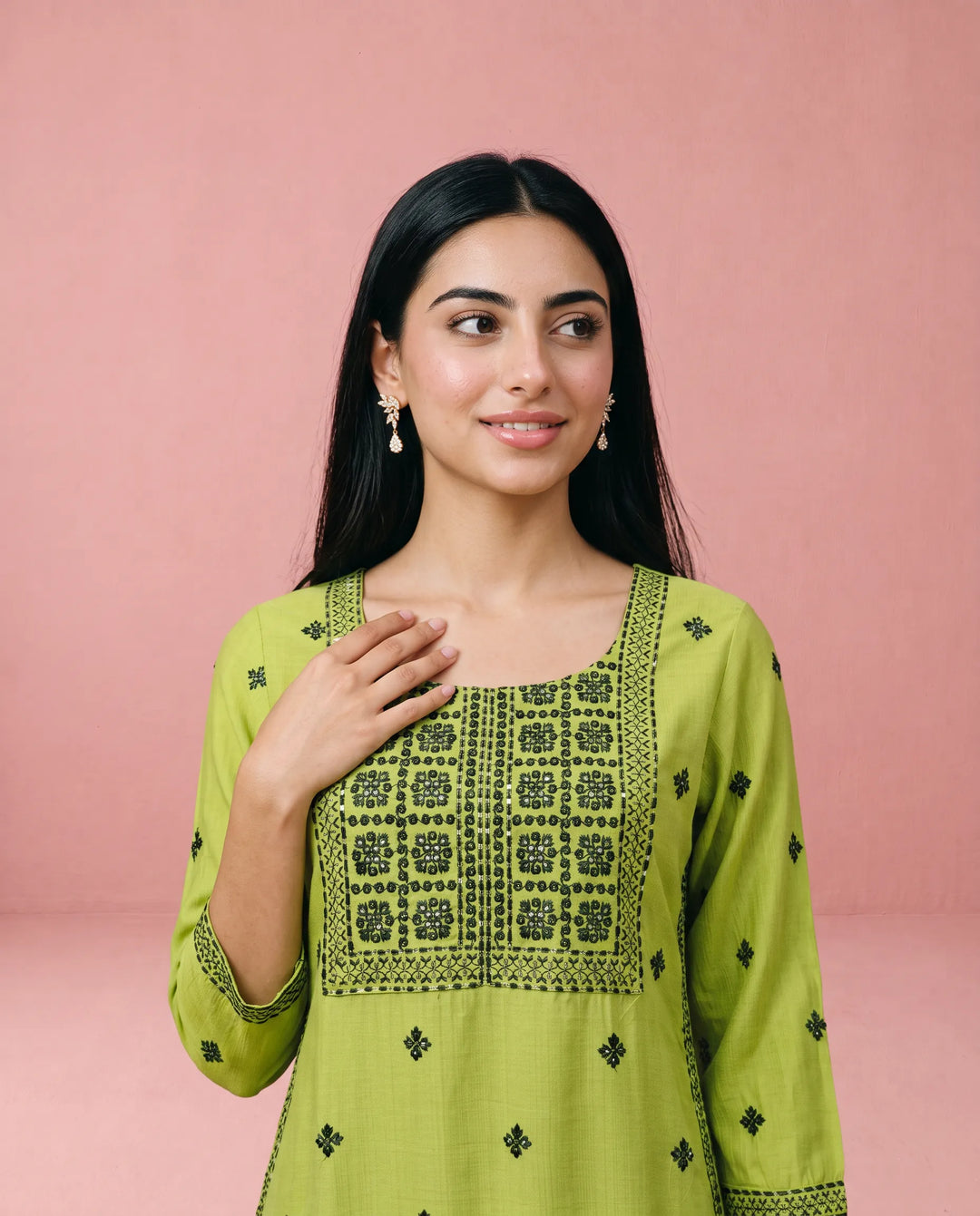 Green Embroidered Viscose Blended 3/4 Sleeves Straight Cut Long Kurta