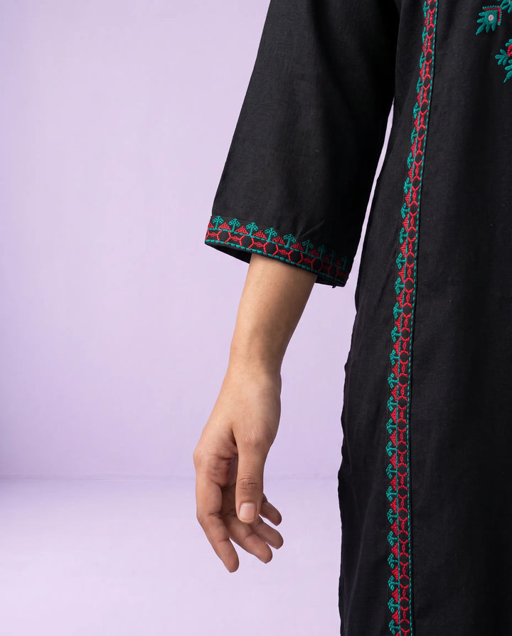 Black Embroidered Cotton Straight cut Long Kurta
