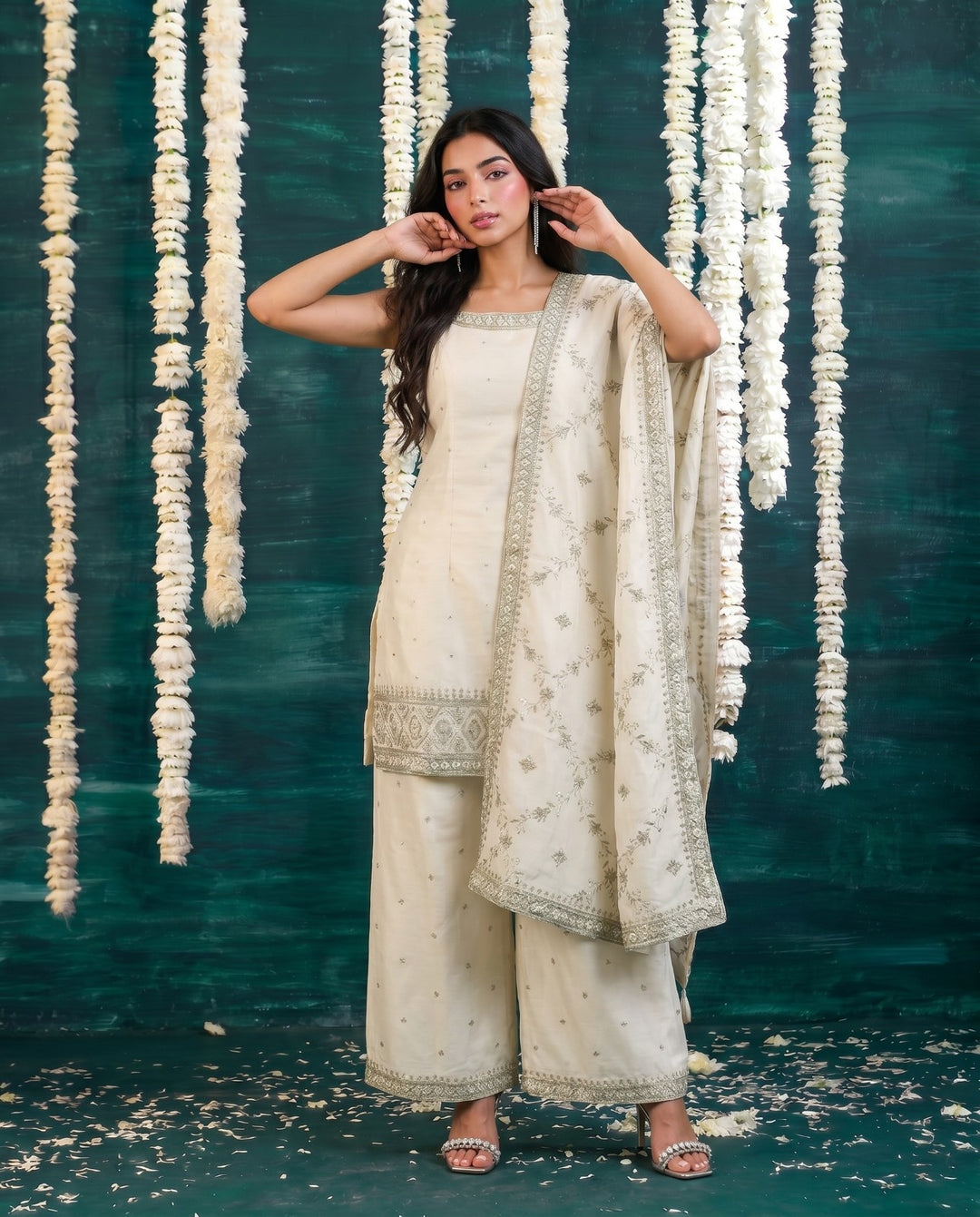 White Embriodered Silk Blended Sleeveless Kurta Bottom Dupatta Set