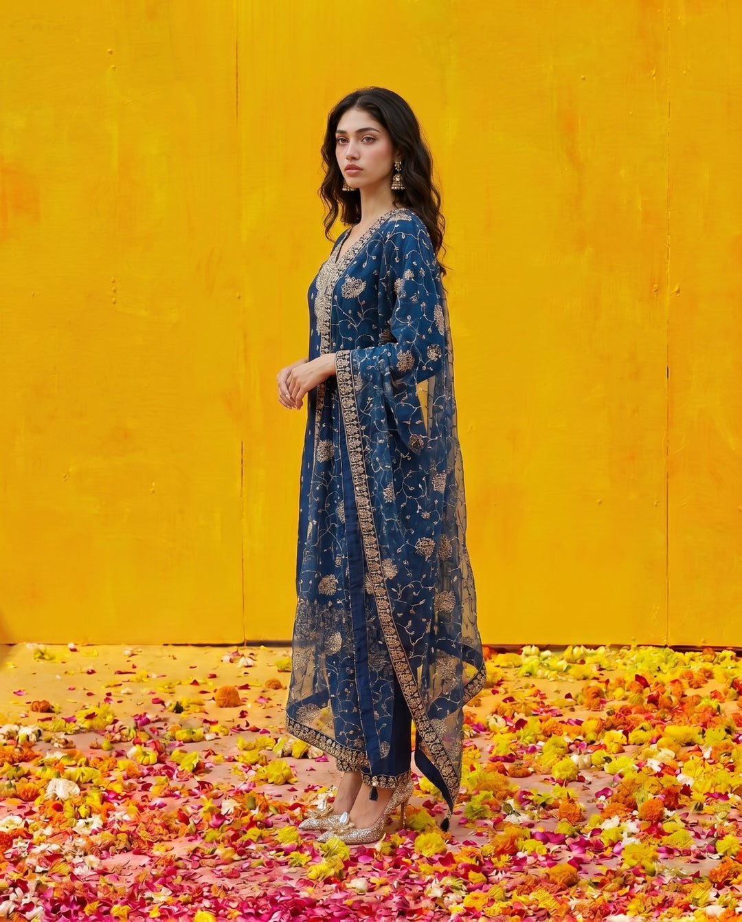 Blue Embriodered Silk Blended Kurta Bottom Dupatta Set