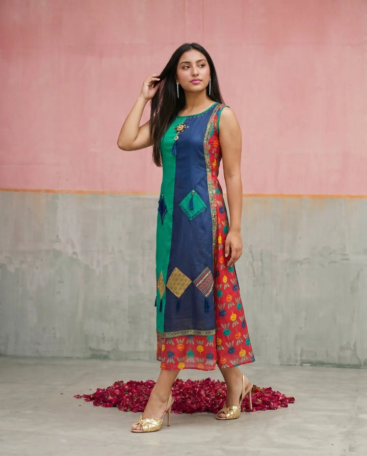 Multi Colour Printed Viscose Blended Sleeveless Maxi Dress