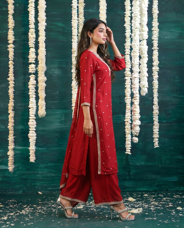 Red Embriodered Silk Blended Kurta Bottom Dupatta Set