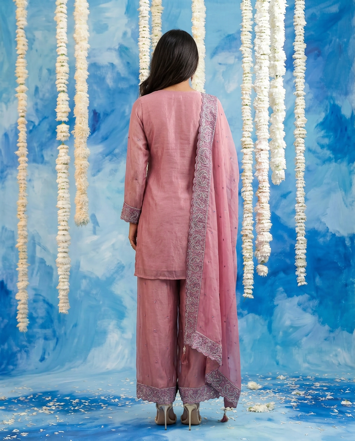Pink Embriodered Silk Blended 3/4 Sleeves Kurta Bottom Dupatta Set