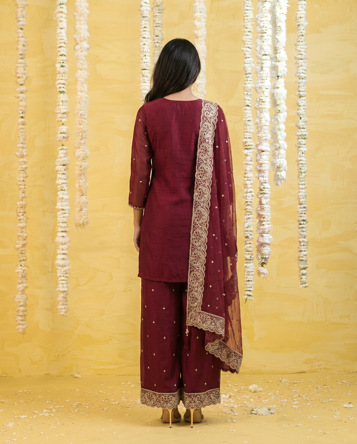 Maroon Embriodered Silk Blended 3/4 Sleeves Kurta Bottom Dupatta Set