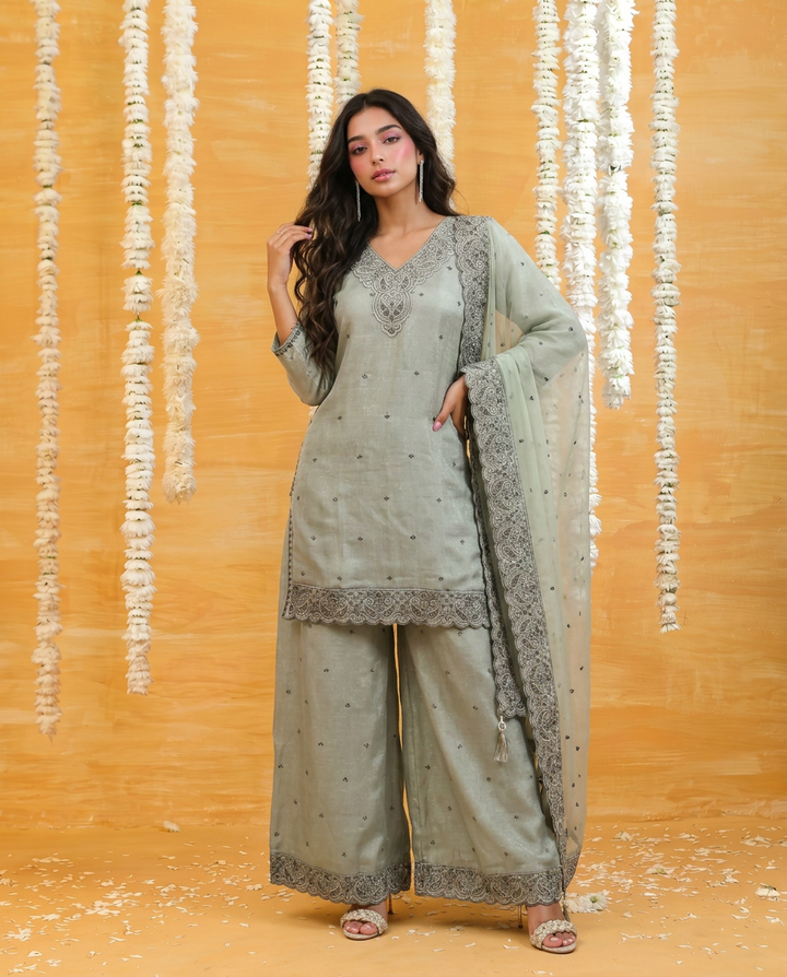 Grey Embriodered Silk Blended 3/4 Sleeves Kurta Bottom Dupatta Set