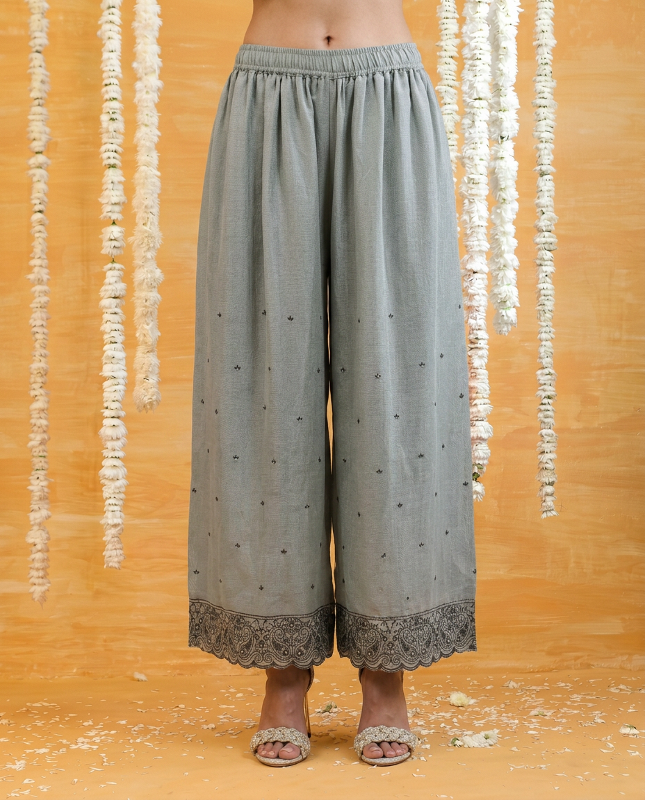 Grey Embriodered Silk Blended 3/4 Sleeves Kurta Bottom Dupatta Set