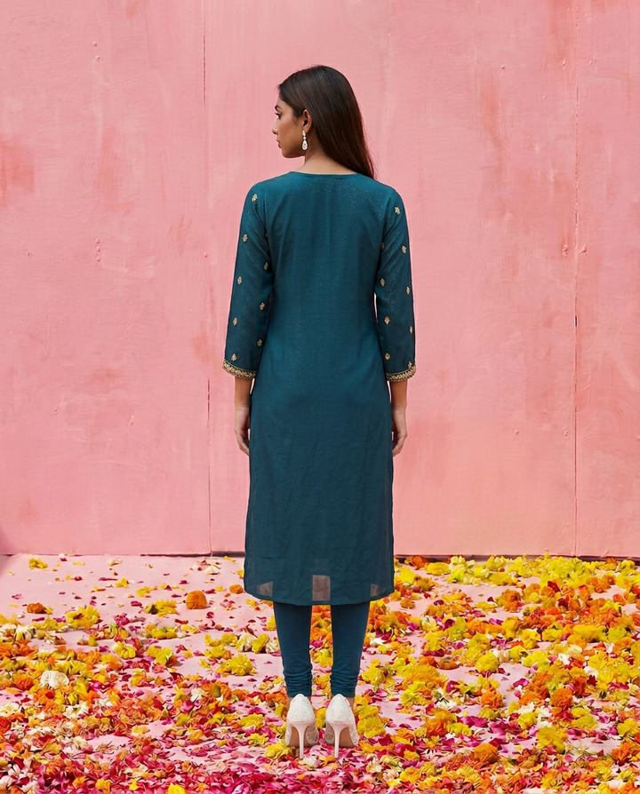 Green Embroidered Viscose Blended Straight cut Long Kurta