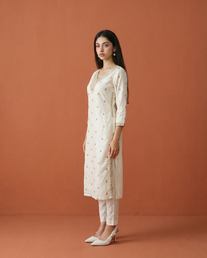Off White Embroidered Viscose Blended Straight Cut Long Kurta