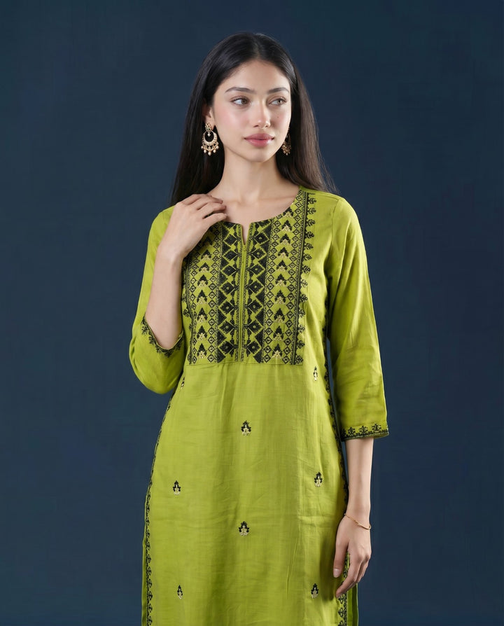 Green Embroidered Viscose Blended 3/4 Sleeves Straight Cut Long Kurta