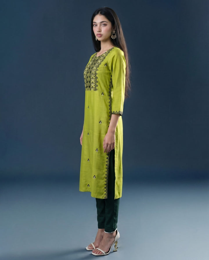 Green Embroidered Viscose Blended 3/4 Sleeves Straight Cut Long Kurta