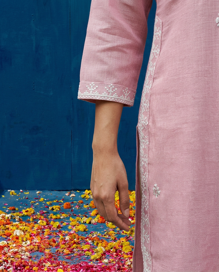 Pink Embroidered Viscose Blended 3/4 Sleeves Straight Cut Long Kurta