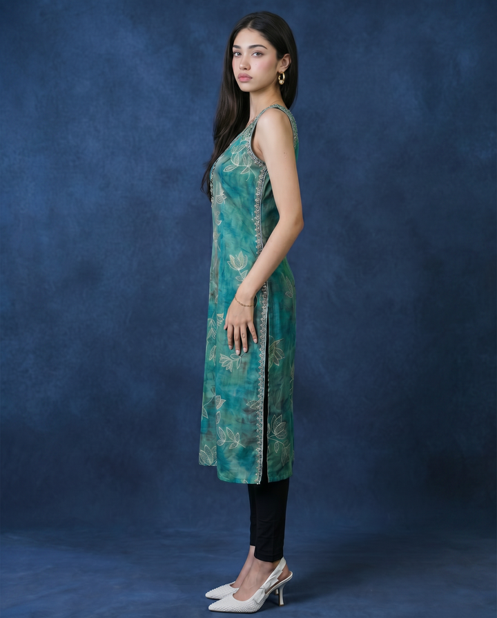 Green Embroidered Viscose Blended Sleeveless Straight Long Kurta