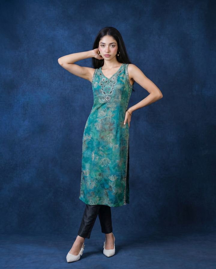 Green Embroidered Viscose Blended Sleeveless Straight Long Kurta