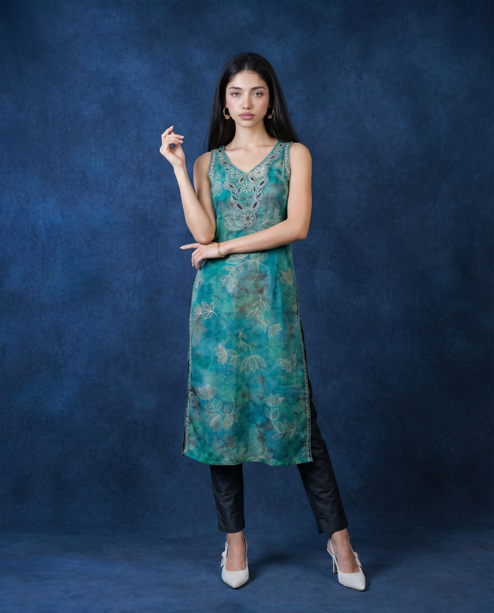 Green Embroidered Viscose Blended Sleeveless Straight Long Kurta