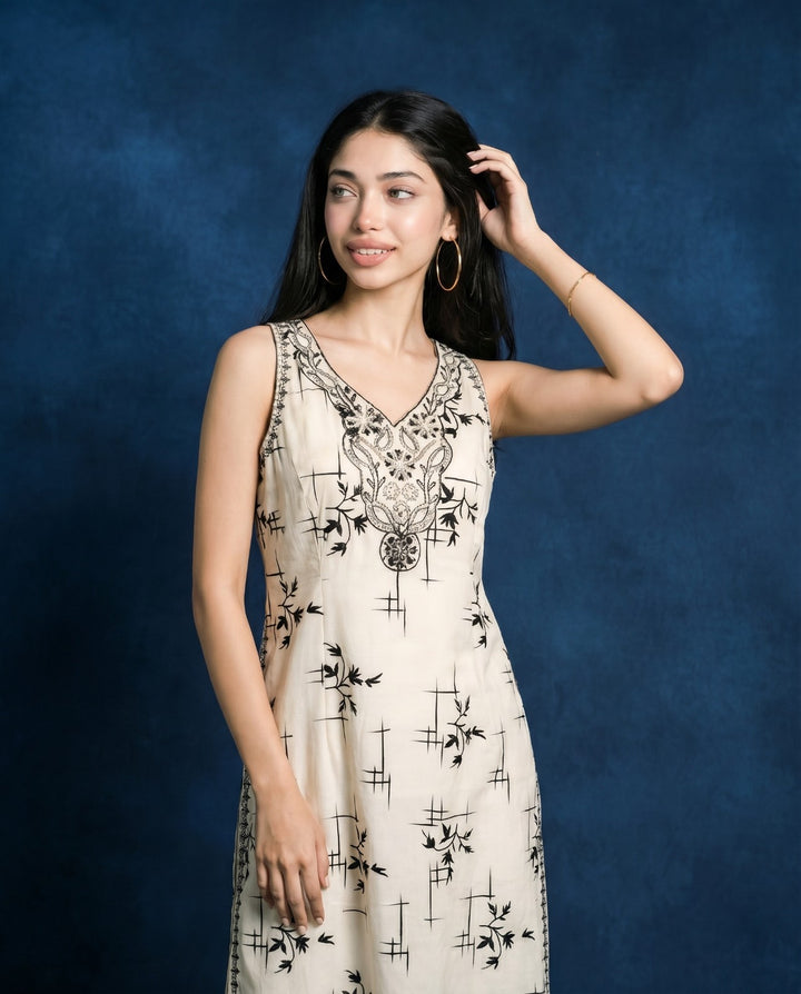 White Embroidered Viscose Blended Sleeveless Straight Long Kurta