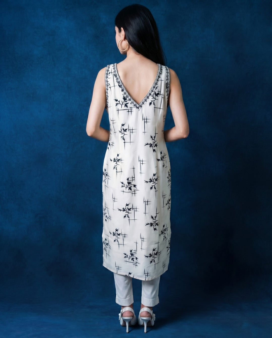 White Embroidered Viscose Blended Sleeveless Straight Long Kurta