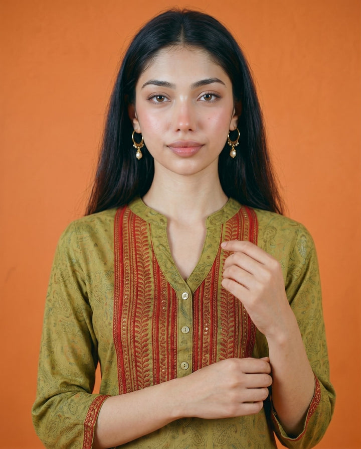 Green Embroidered Viscose Blended Straight cut Long Kurta