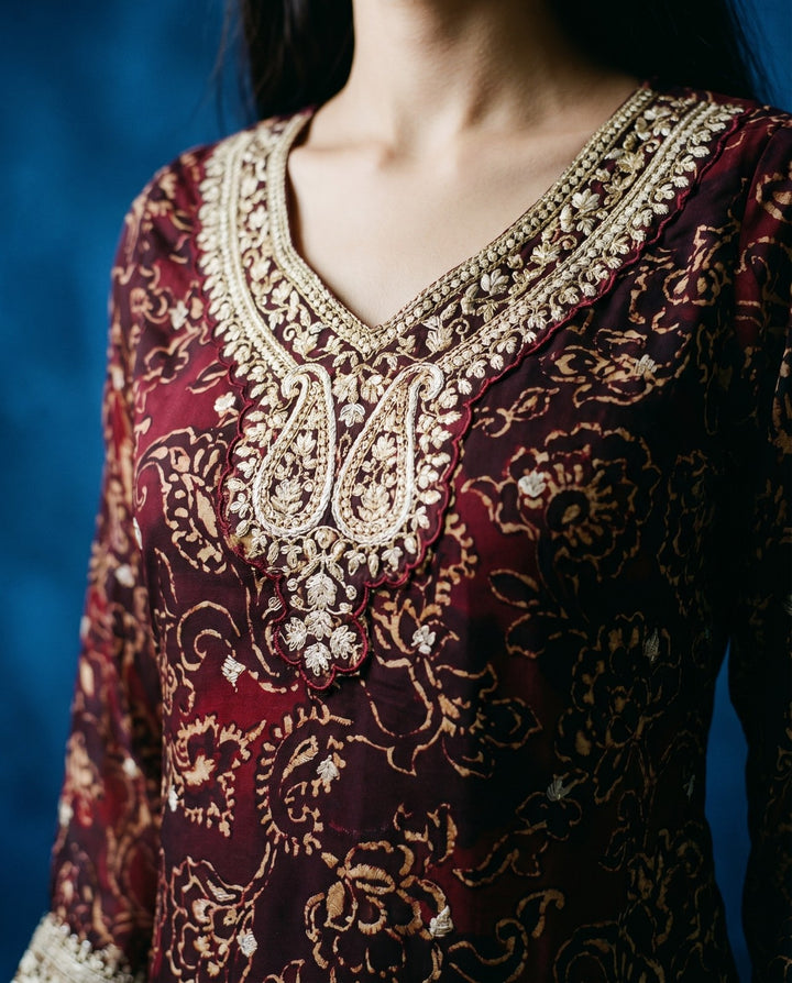 Printed Wine Embroidered Silk Blended 3/4 Sleeves Kurta Bottom Dupatta Set