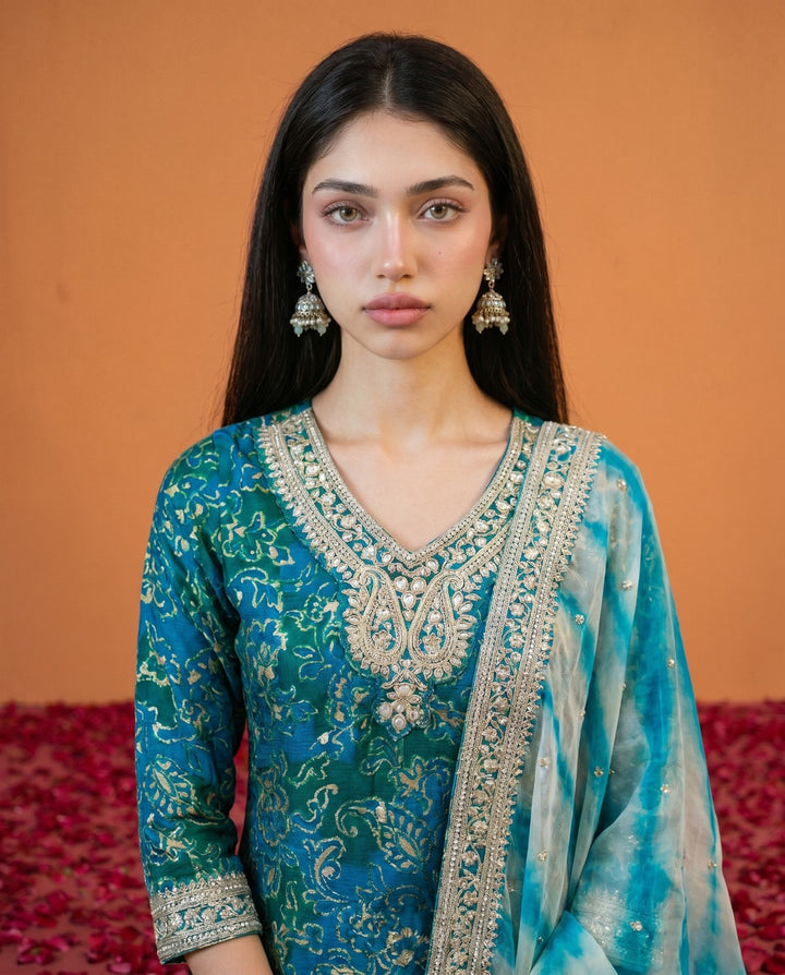 Printed Teal Embroidered Silk Blended 3/4 Sleeves Kurta Bottom Dupatta Set