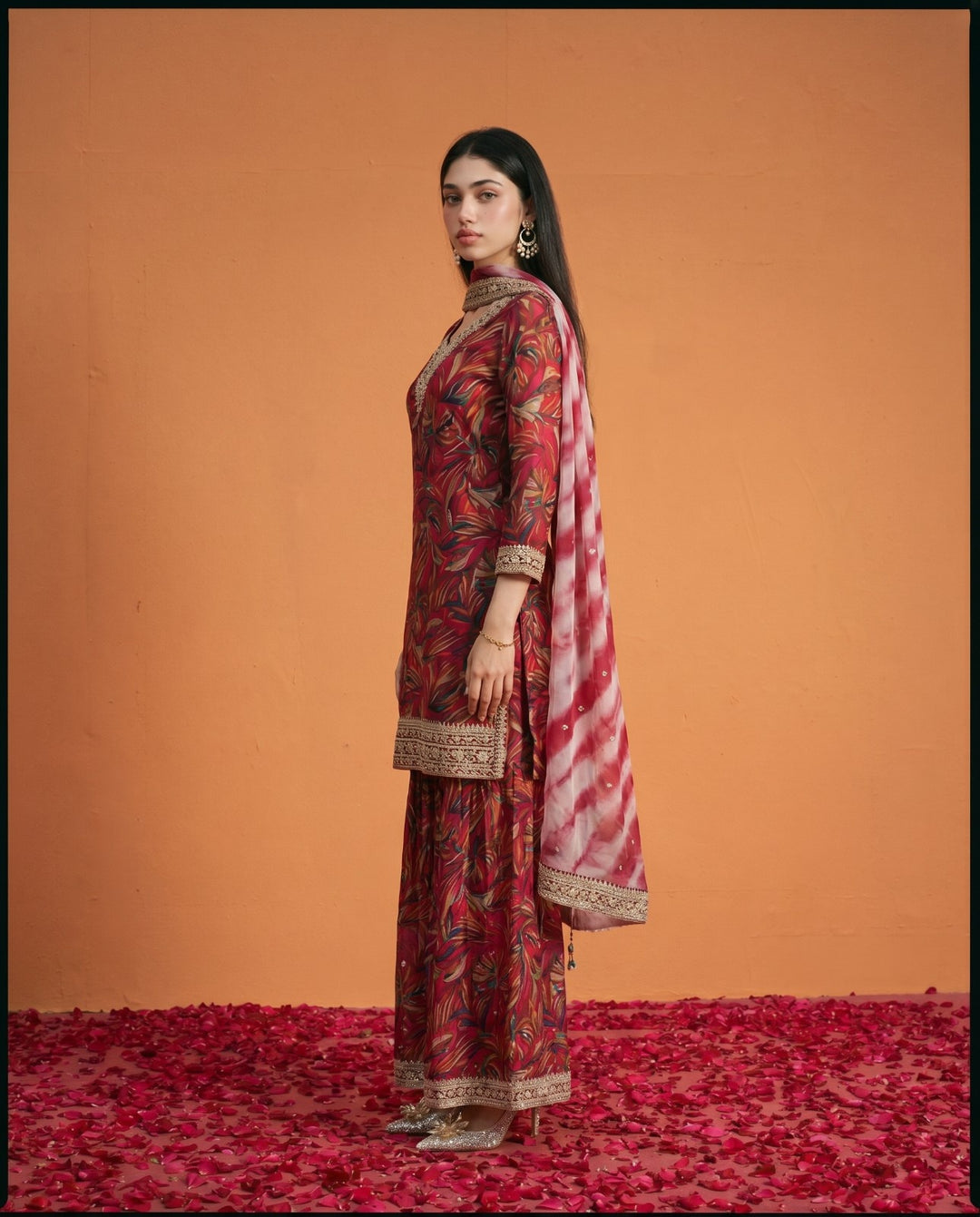 Printed Magenta Embroidered Silk Blended 3/4 Sleeves Kurta Bottom Dupatta Set