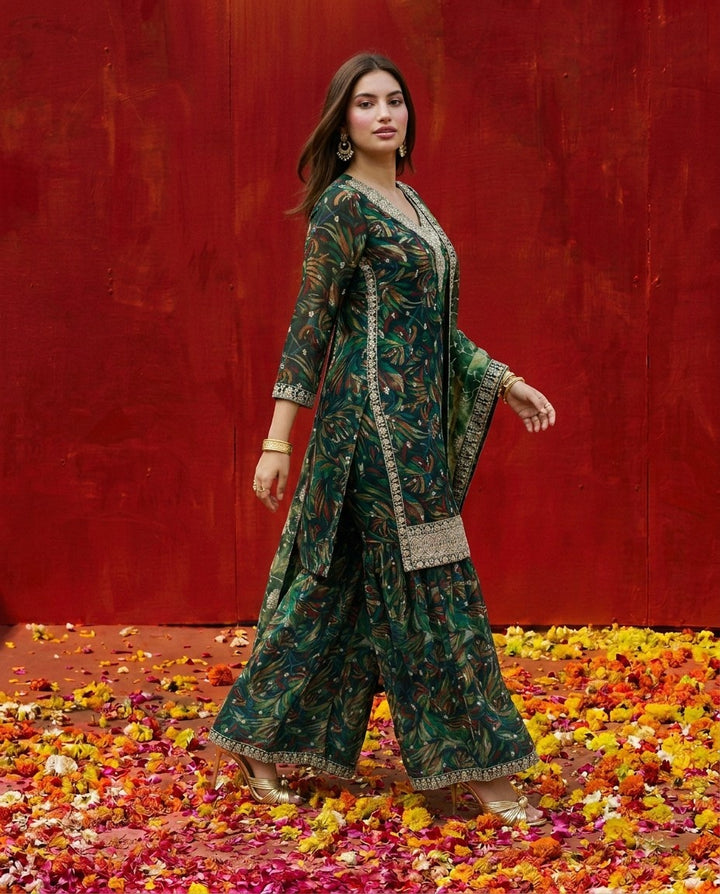 Green Printed Embroidered Silk Blended 3/4 Sleeves Kurta Bottom Dupatta Set