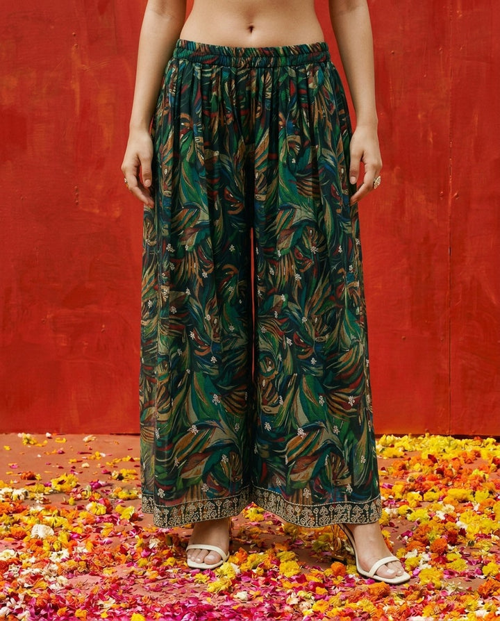 Green Printed Embroidered Silk Blended 3/4 Sleeves Kurta Bottom Dupatta Set