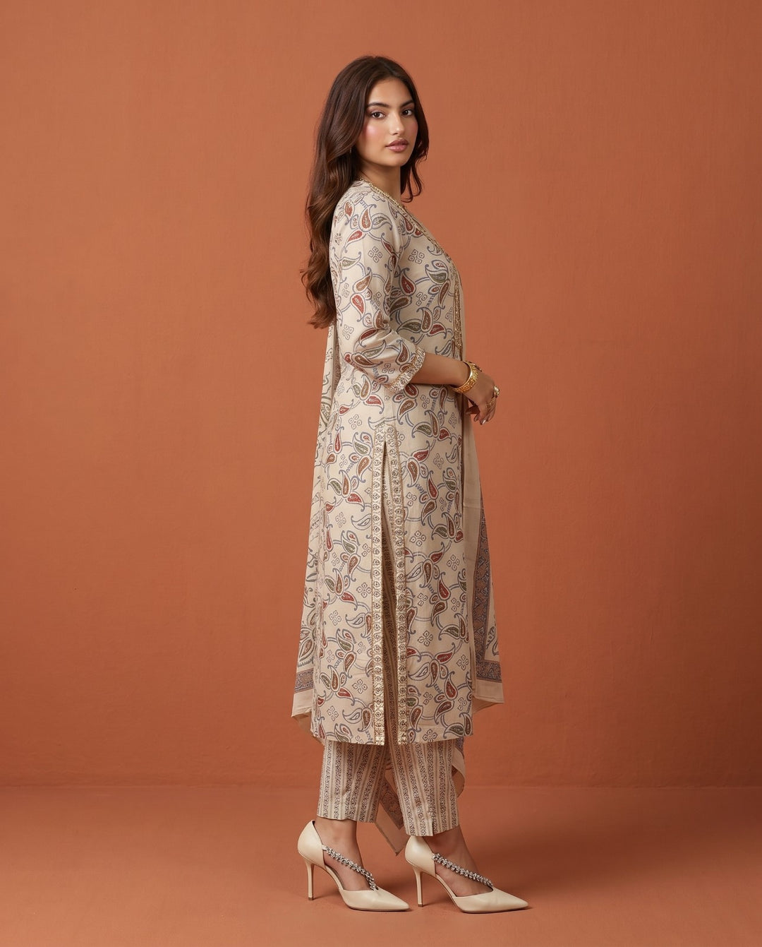 White Printed Chanderi Kurta Bottom Dupatta Set
