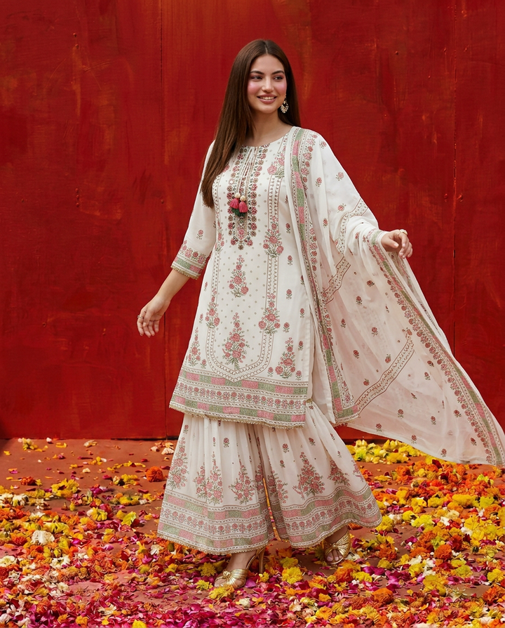 White Embroidered Georgette Kurta Bottom Dupatta Set