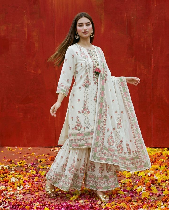 White Embroidered Georgette Kurta Bottom Dupatta Set