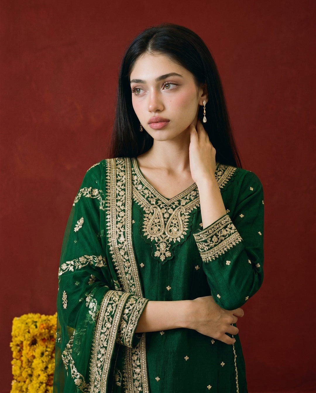 Green Embroidered Silk Blended 3/4 Sleeves Kurta Bottom Dupatta Set
