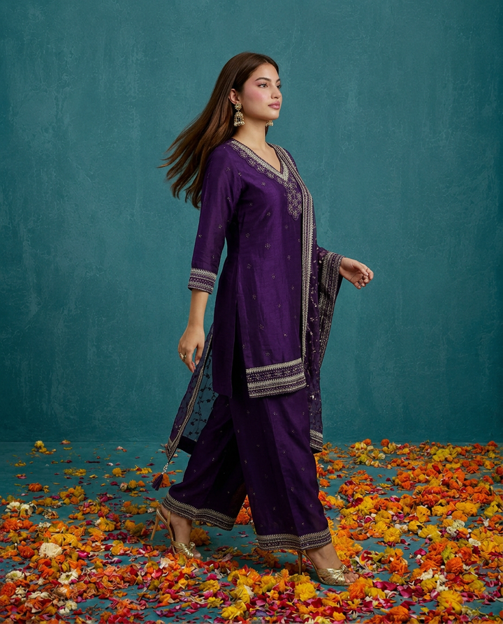 Purple Embriodered Silk Blended 3/4 Sleeves Kurta Bottom Dupatta Set