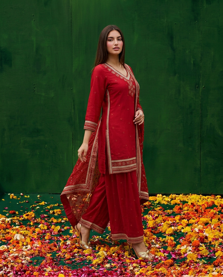 Red Embroidered Silk Blended 3/4 Sleeves Kurta Bottom Dupatta Set