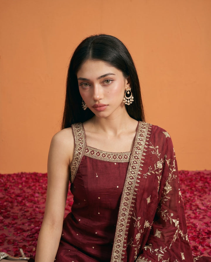 Maroon Embriodered Silk Blended Sleeveless Kurta Bottom Dupatta Set