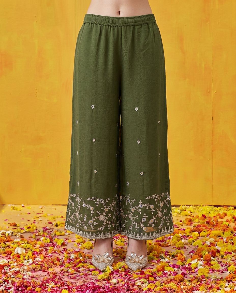 Green Embriodered Silk Blended Spaghetti Strap Kurta Bottom Dupatta Set